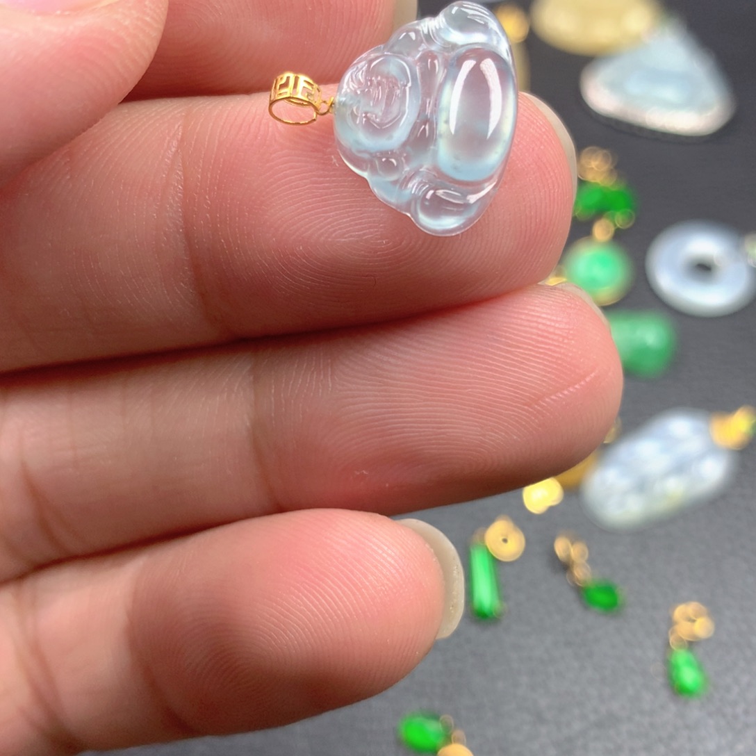 【闪购商品】颈饰18K金镶嵌翡翠翡翠