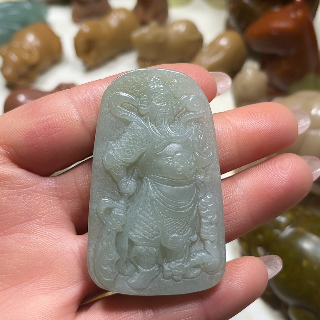 白玉菩提吊坠白玉菩提吊坠