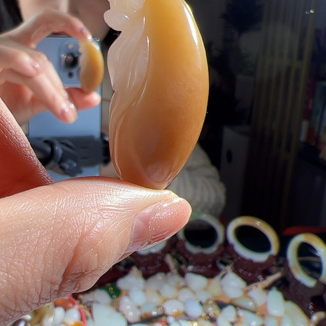 和田玉吊坠(赠链)未镶嵌