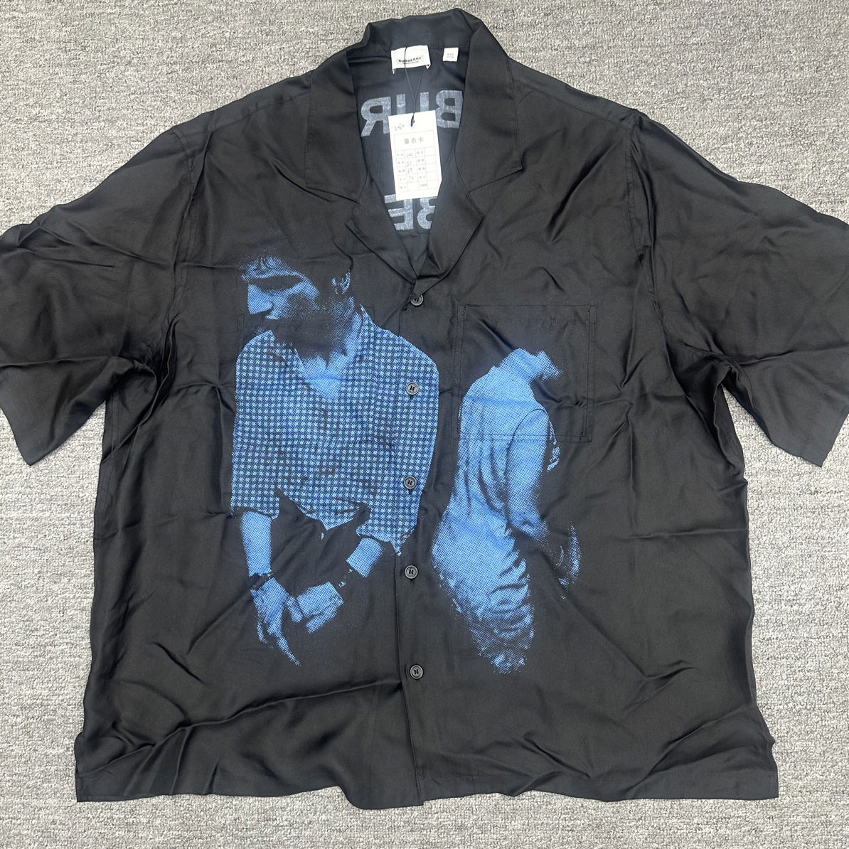 99新 BURBERRY/博柏利 2xl Burberry 人像丝绸短袖 