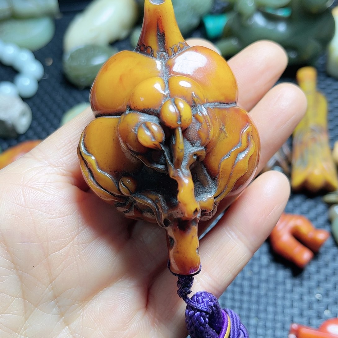 白玉菩提吊坠摆件