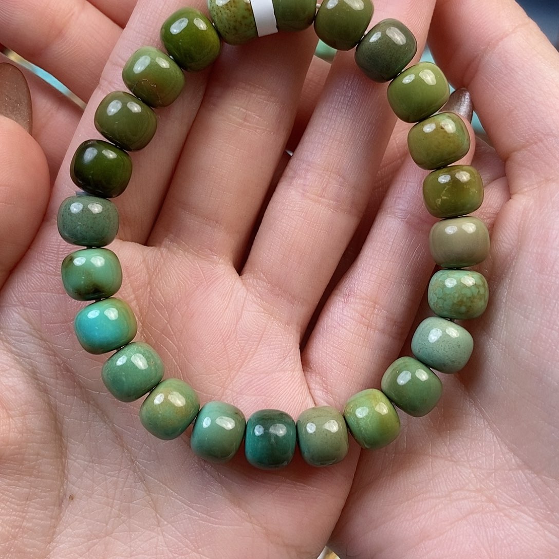 绿松石配饰未镶嵌