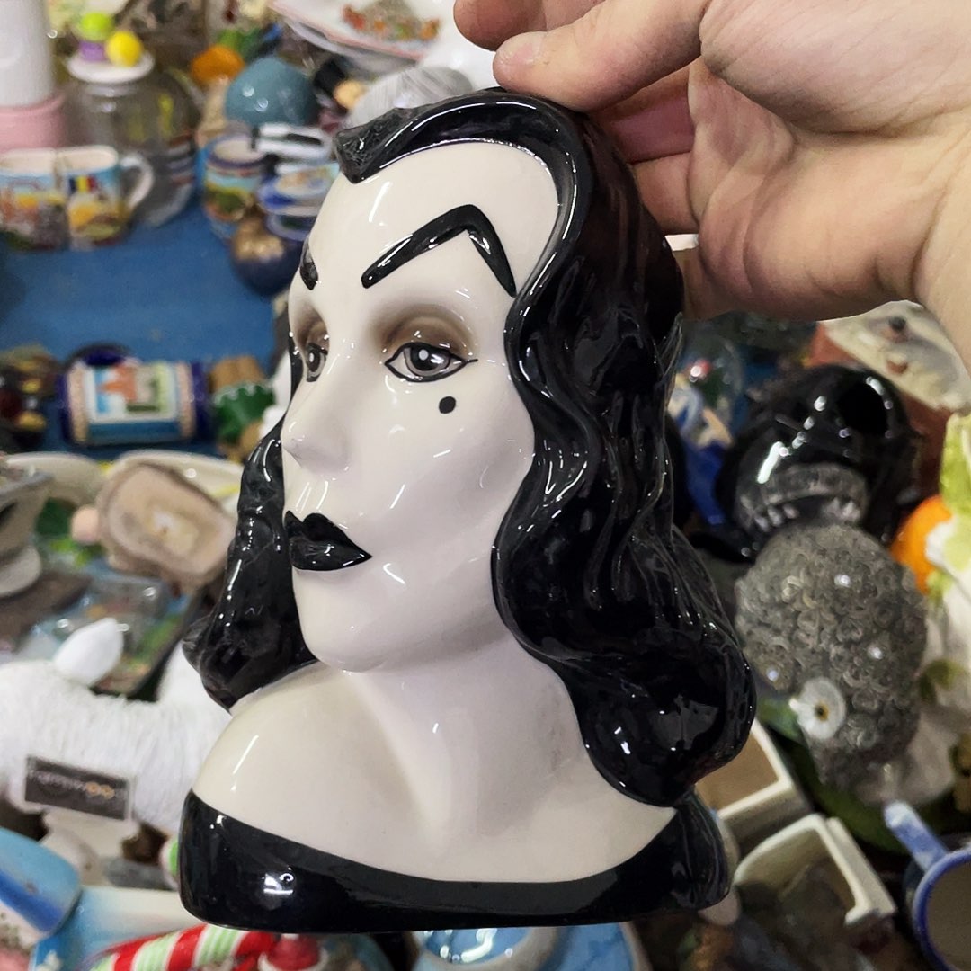 摆件     微瑕。       