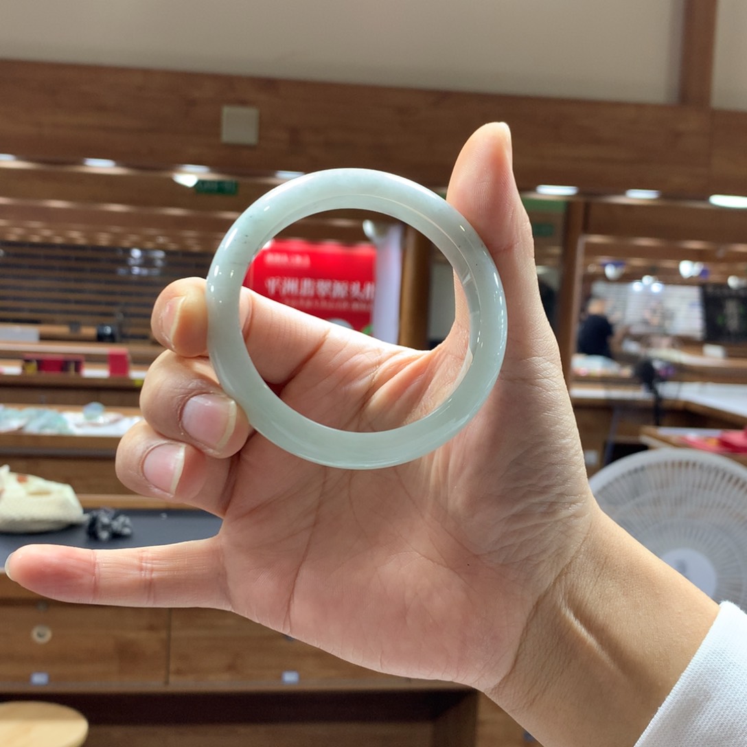 未镶嵌手镯翡翠福利