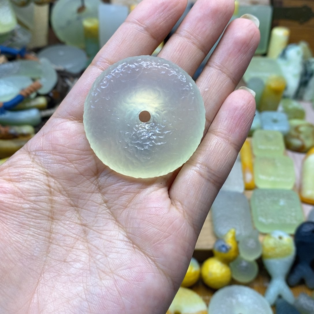 未镶嵌岫玉纯天然栗****L