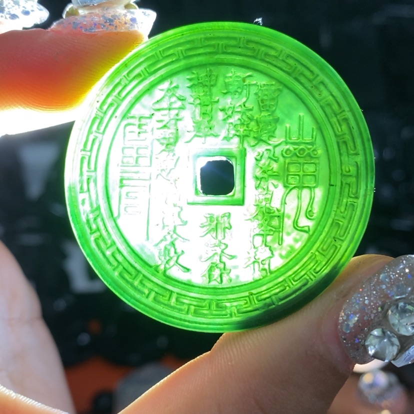 【闪购商品】未镶嵌蛇纹石玉颈饰