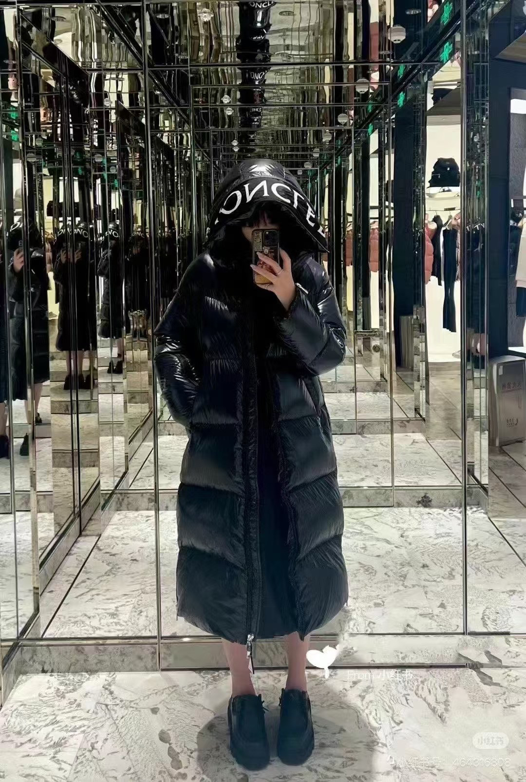 未使用 MONCLER 盟可睐蒙口女款长款面包服羽绒服HUPPELONG
