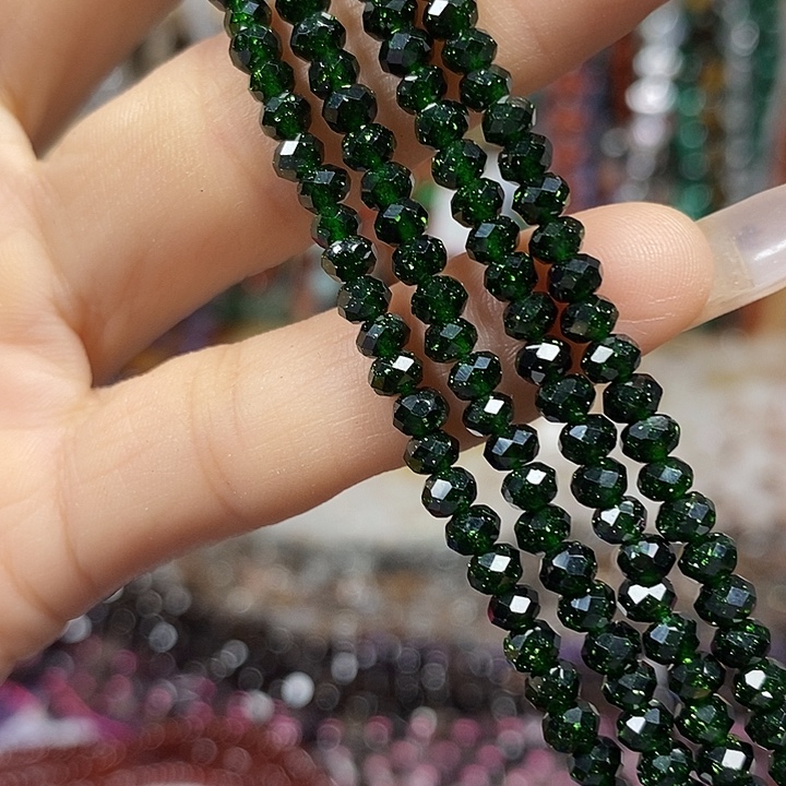 玛瑙/玉髓未镶嵌珠宝半成品绿沙切面车轮卡4mm一条