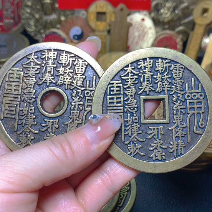 铜现代工艺品花钱54