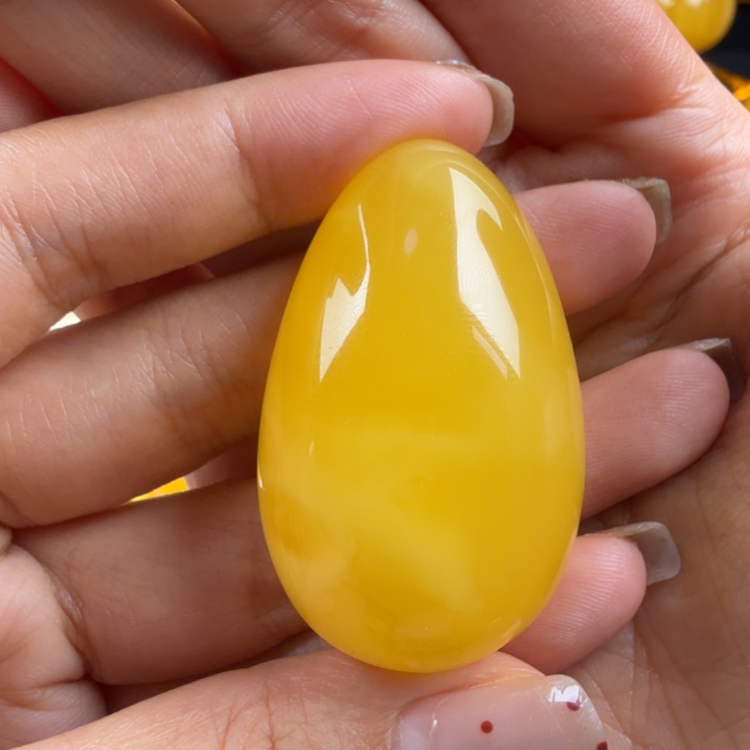 琥珀未镶嵌颈饰纯天然琥珀蜜蜡无优化