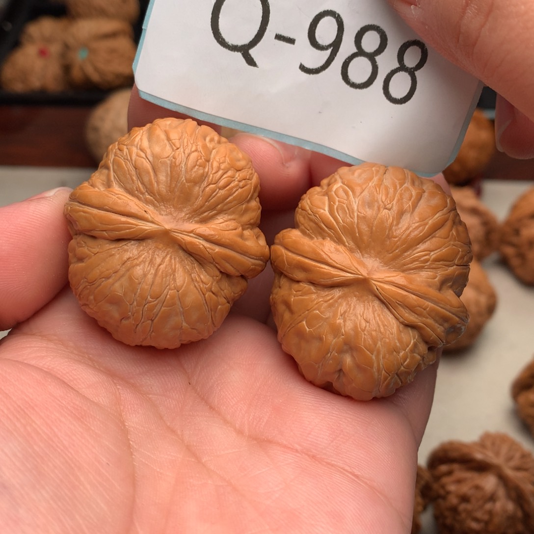 文玩核桃把件41元宝……