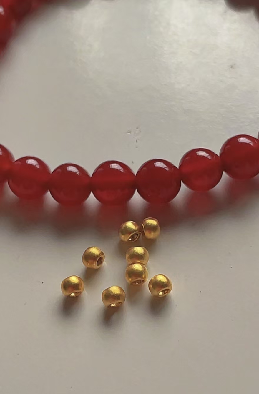 严选(002）足金约3mm古法金珠八颗（赠卡六红玉 髓）定制多样性发货
