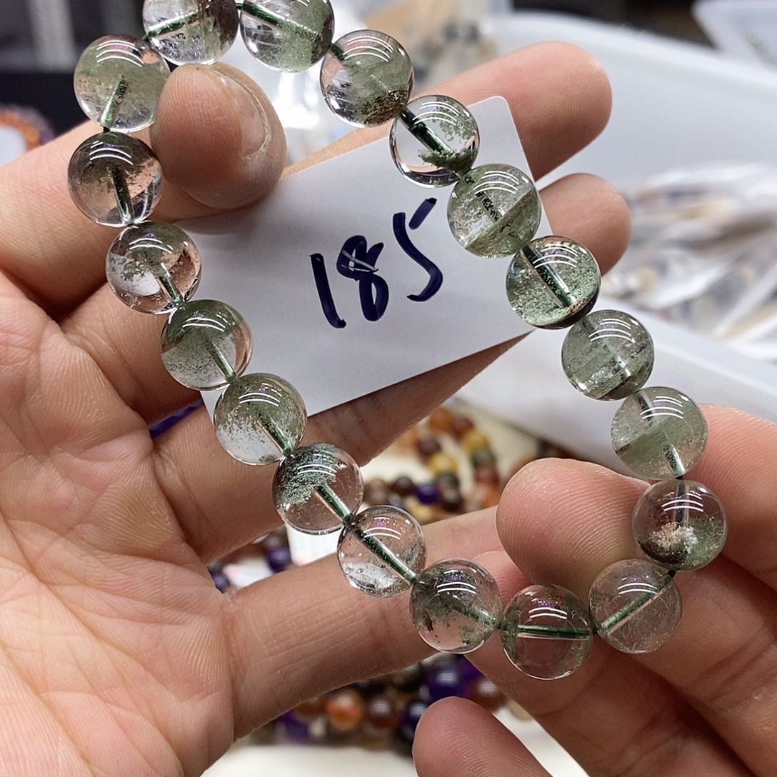 水晶手串未镶嵌天然