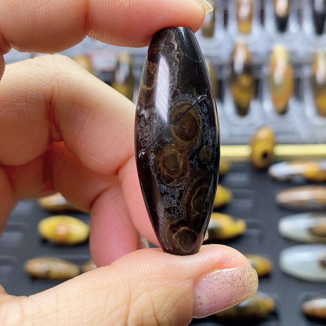 玛瑙/玉髓颈饰合金