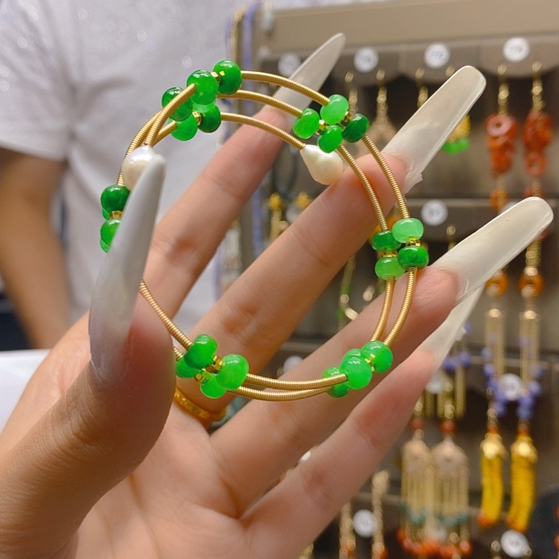 翡翠合金耳饰翡翠