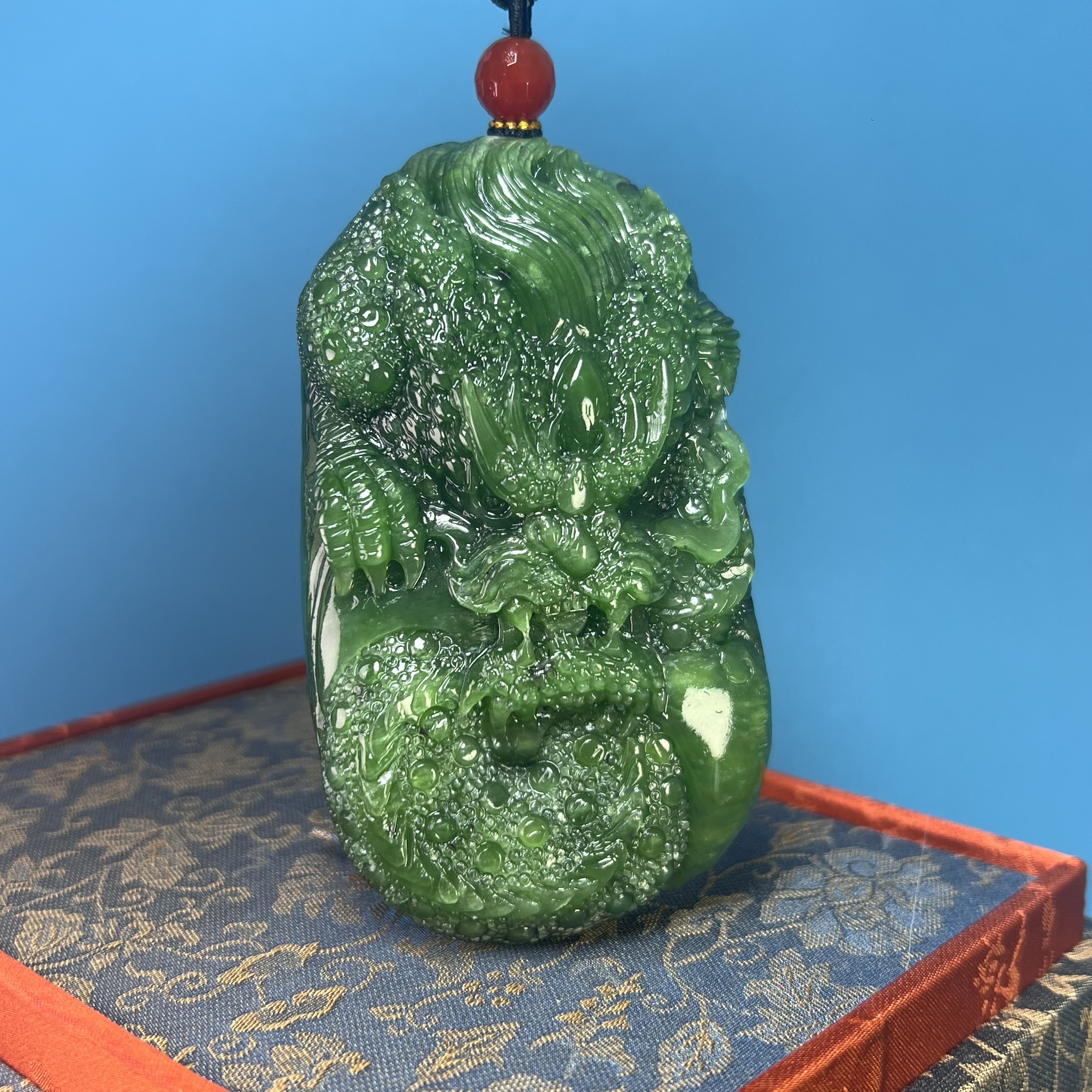 F528珠宝玉石精选和田玉手把件