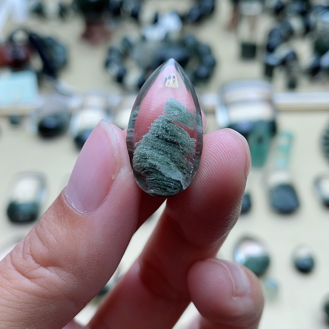 水晶颈饰未镶嵌绿幽灵水滴