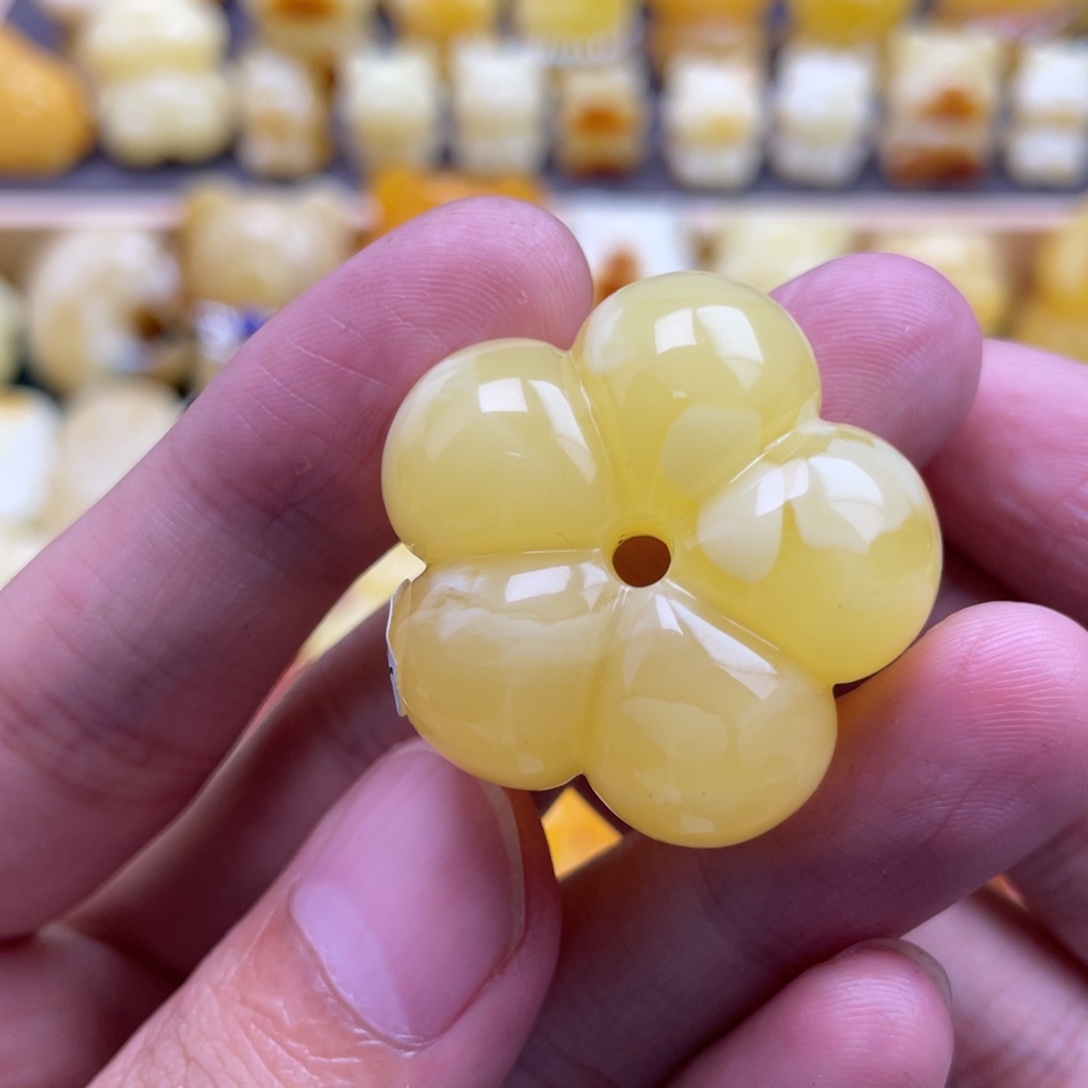 琥珀未镶嵌裸石蜜蜡