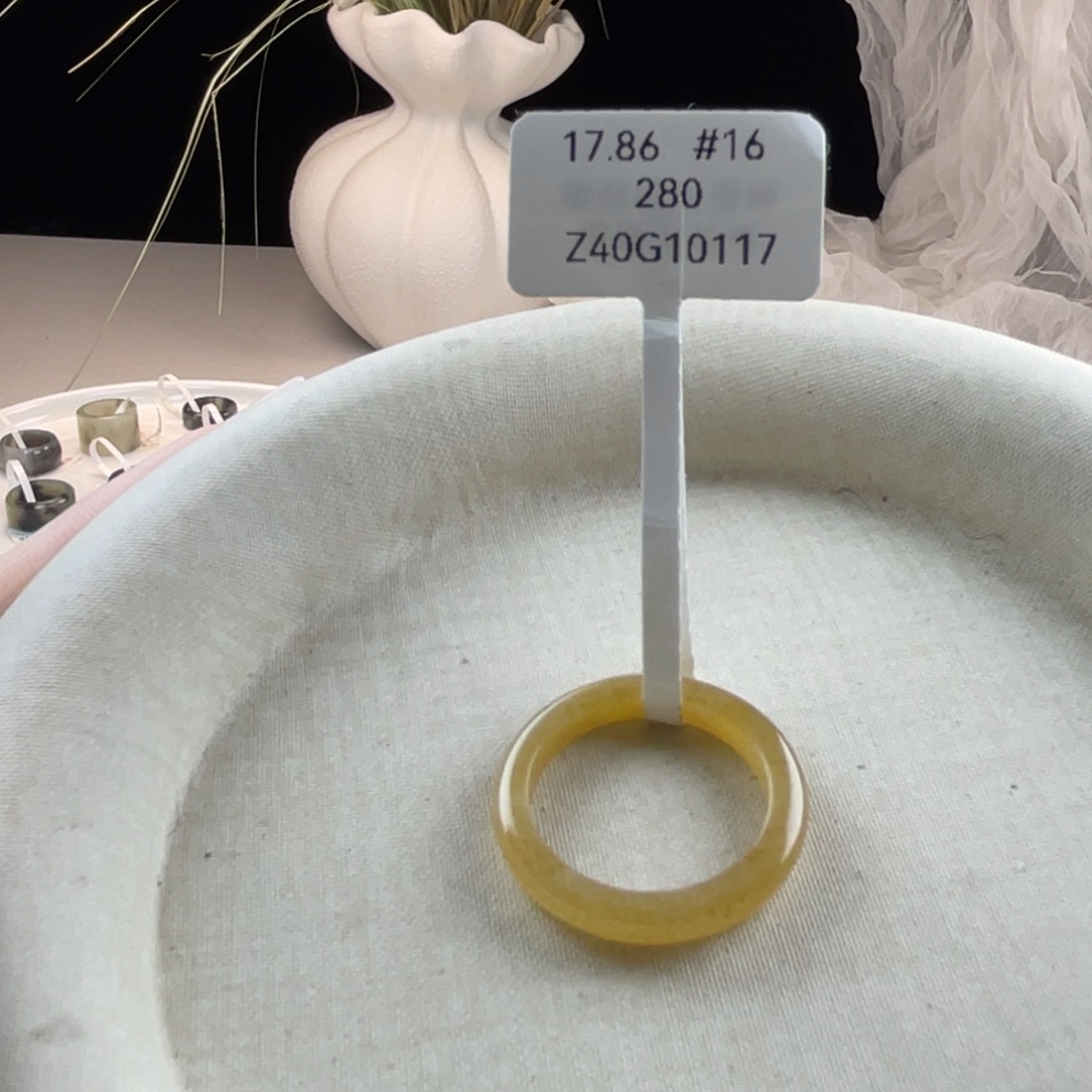 和田玉（糖玉）未镶嵌戒圈17.8