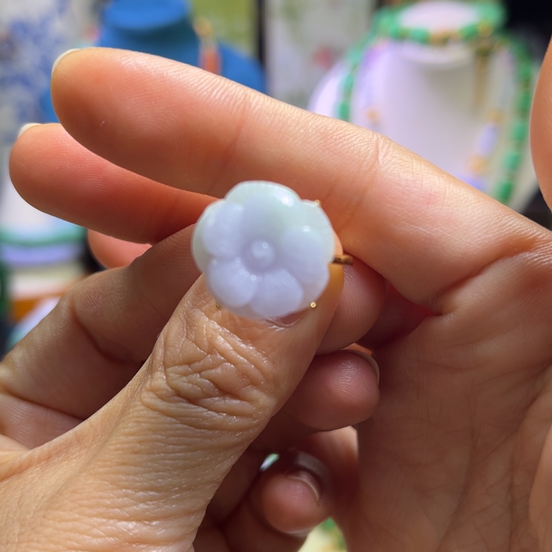 翡翠未镶嵌颈饰天然翡翠戒指