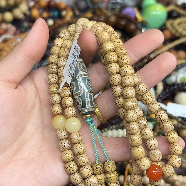 维腊木（绿檀）手串/手链