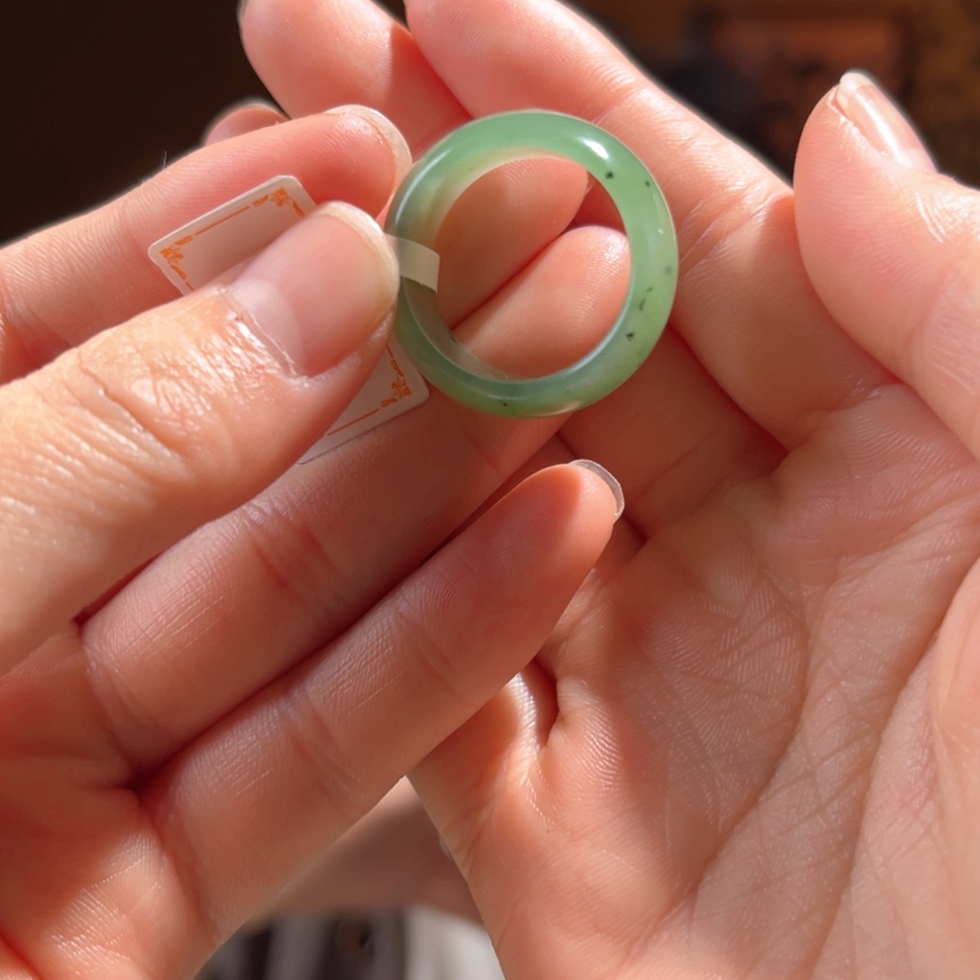 未镶嵌戒指和田玉乌兰海22号130