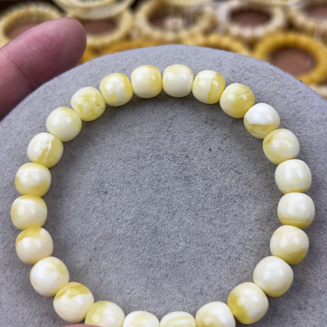 蜜蜡未镶嵌手串纯天然俄料瓷白花极限弧高桩9*8.5腕口18+