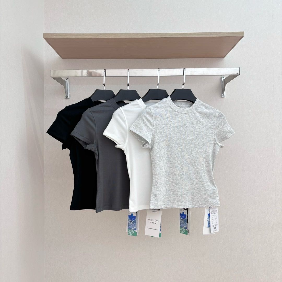 卡戴珊T冰爽糯感天丝高弹塑身显瘦时髦包肩短款T时尚