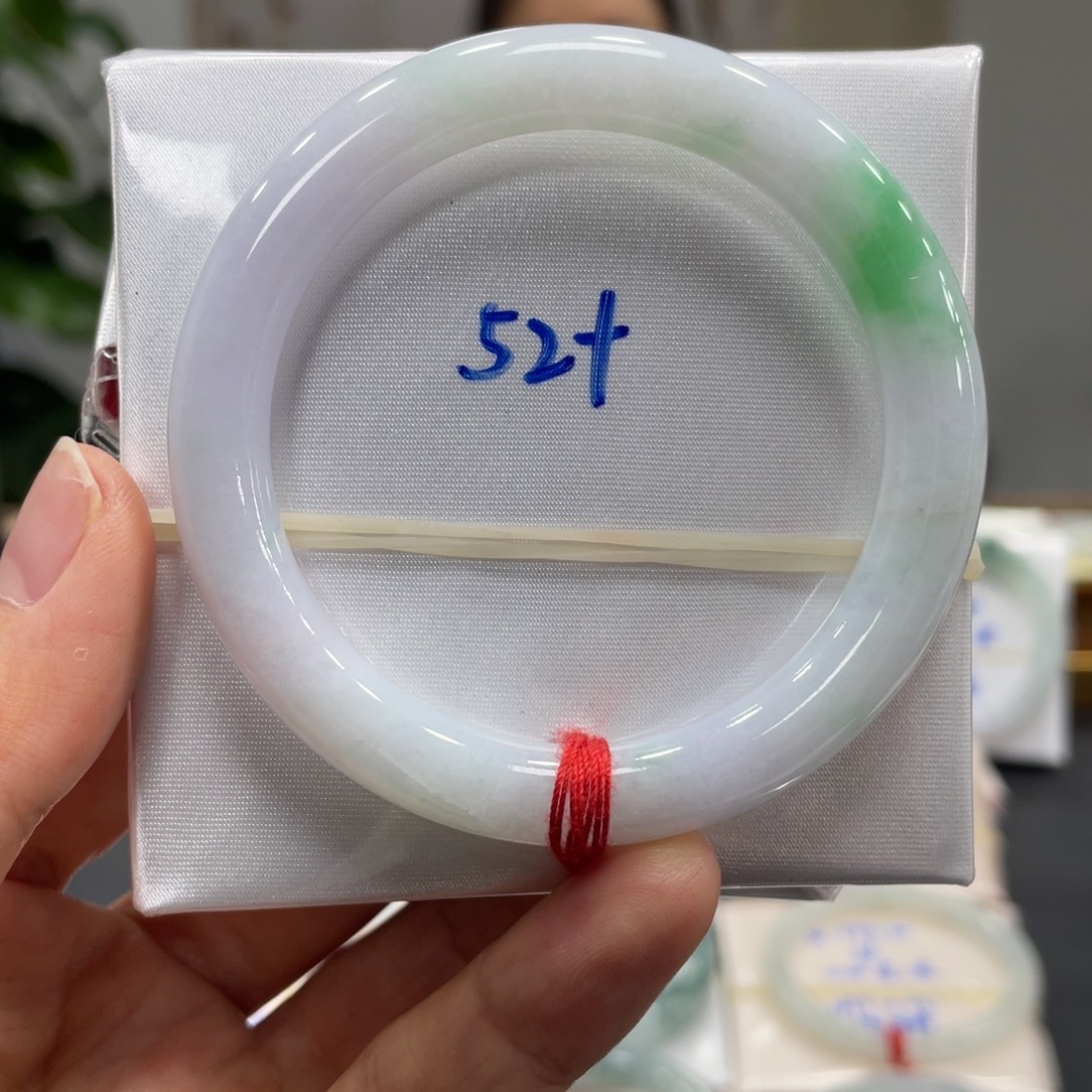 翡翠未镶嵌手镯翡翠