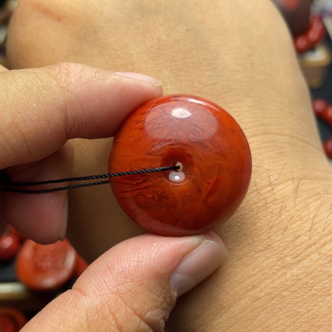 南红玛瑙颈饰未镶嵌