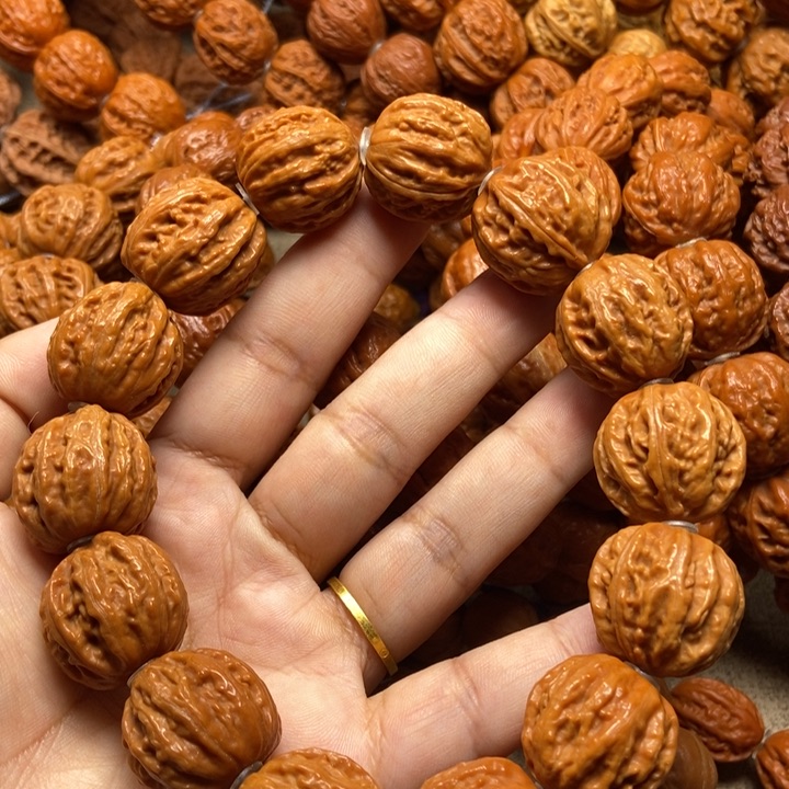 文玩核桃吊坠粗筋八棱