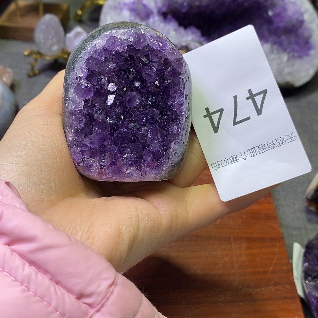 紫晶未镶嵌珠宝半成品