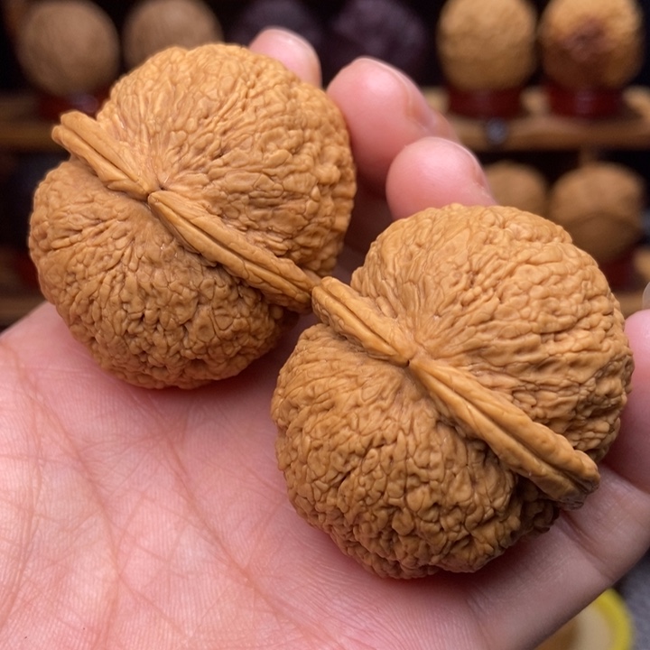 文玩核桃吊坠脑纹元宝11