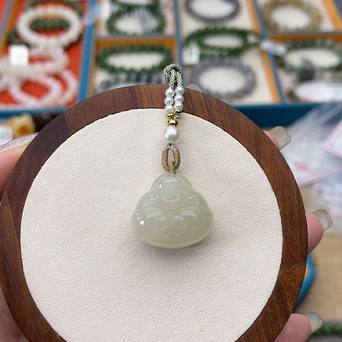 和田玉未镶嵌吊坠(不含链)A7