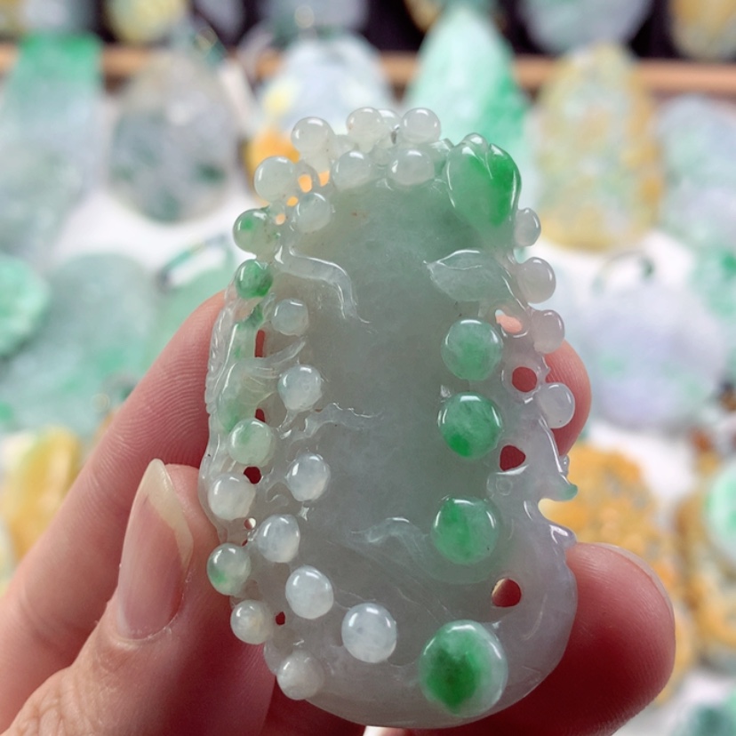 【闪购商品】翡翠吊坠(不含链)未镶嵌