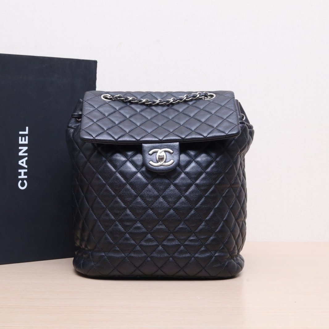 95新 Chanel/香奈儿 小花姑姑639179萨尔茨堡双肩包 大号22开 