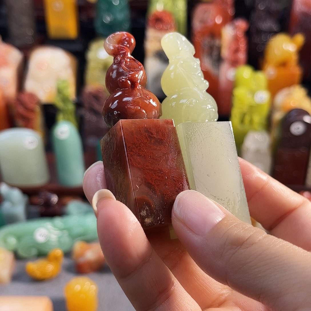 寿山石印石曹****室8157包