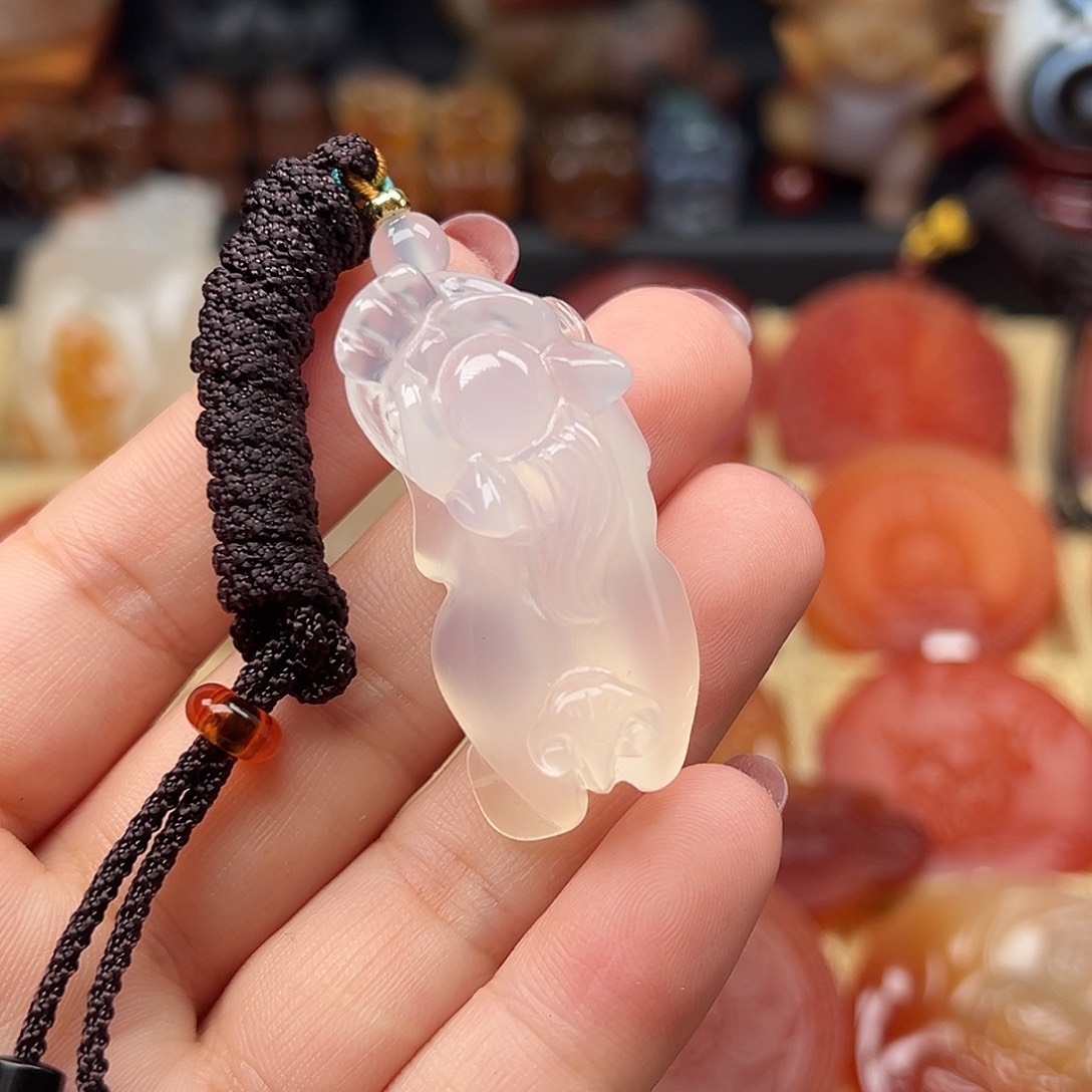 玛瑙/玉髓未镶嵌颈饰