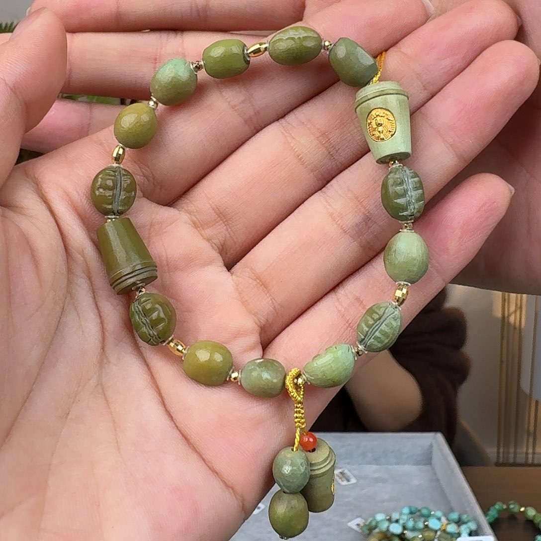 绿松石18K金镶嵌珠宝奇石