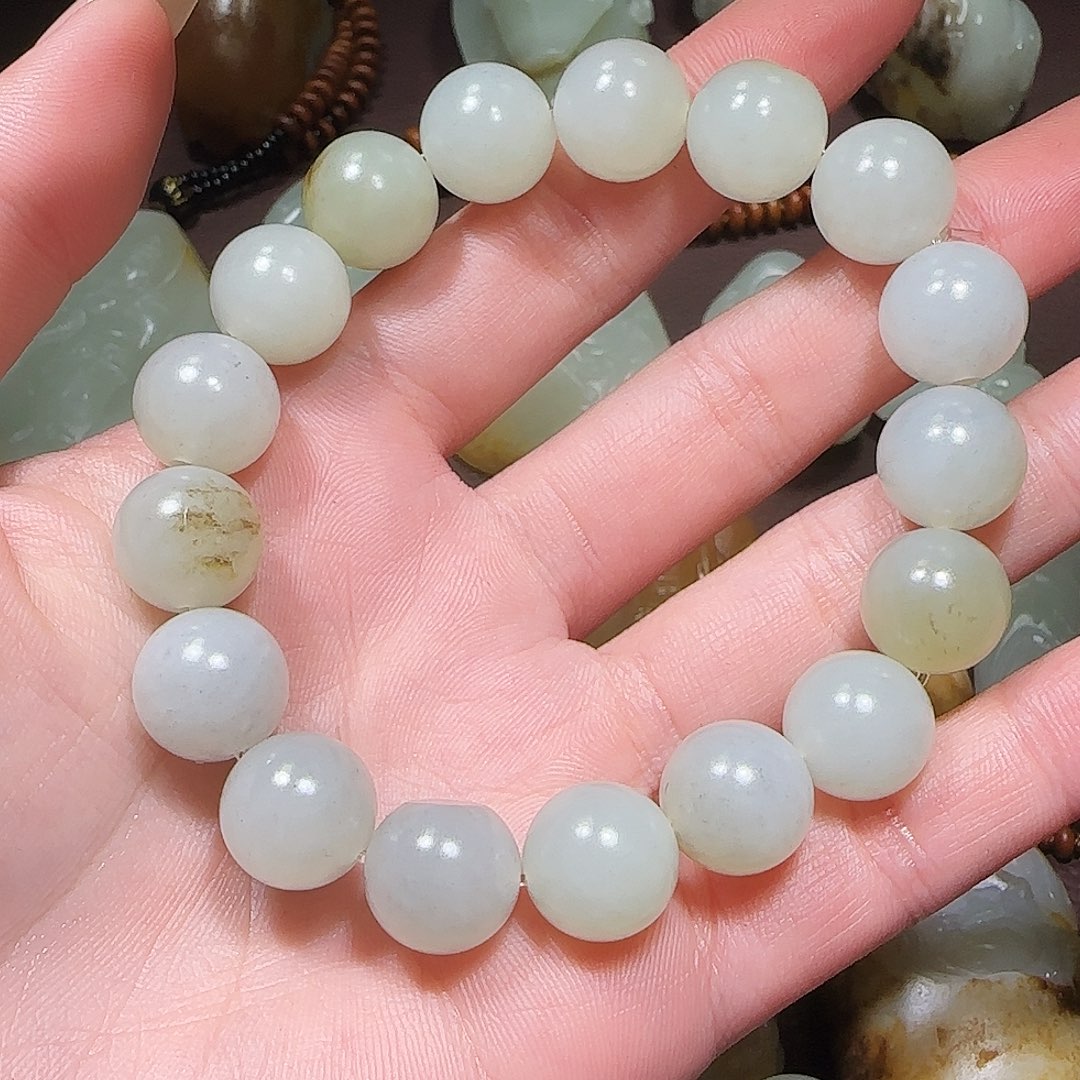 和田玉（糖玉）挂件未镶嵌