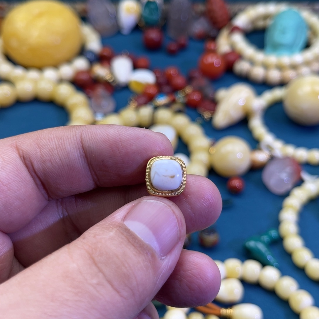 琥珀银S925镶嵌珠宝奇石49俄料