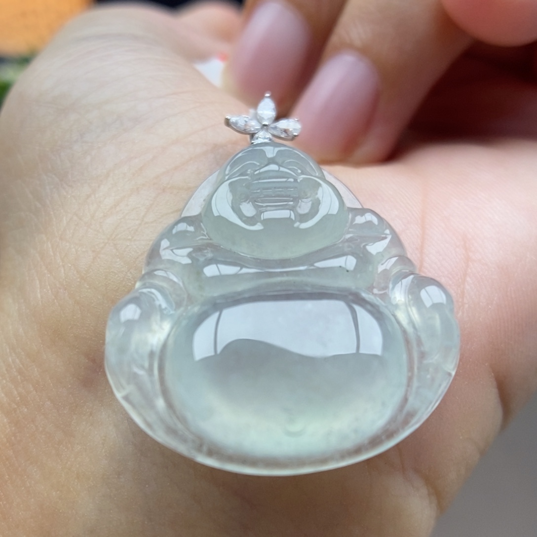 翡翠18K金镶嵌颈饰吊坠70