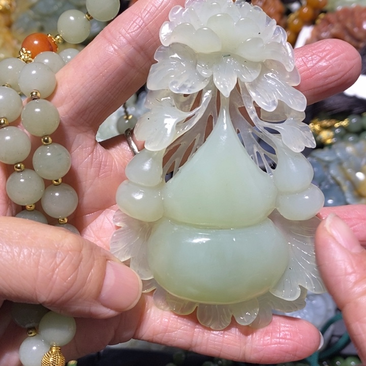 岫玉岫玉吊坠未镶嵌