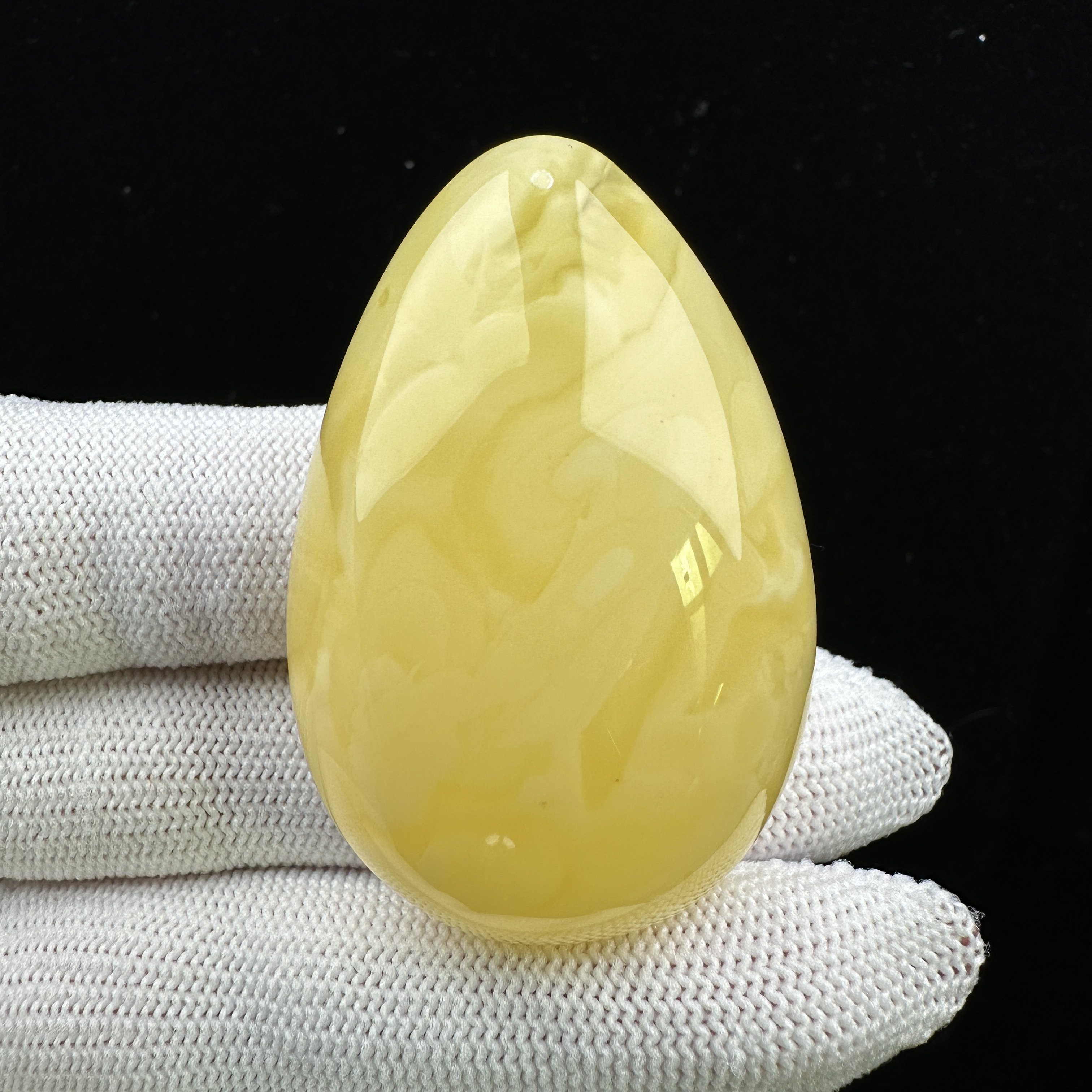 Y1822天然原矿蜜蜡水滴32x49x17mm 15.3克支持复检假一赔四