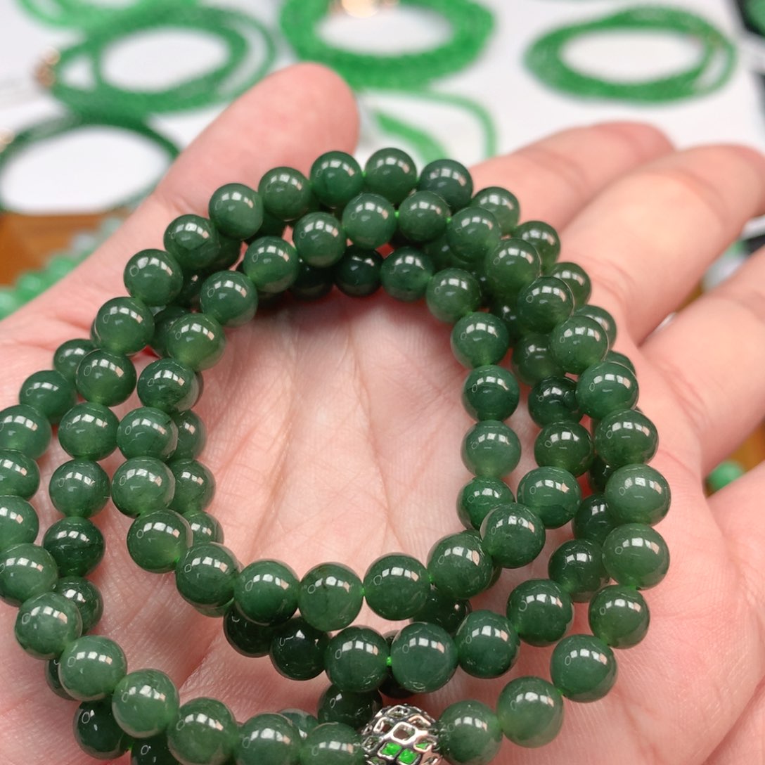翡翠手链未镶嵌翡翠