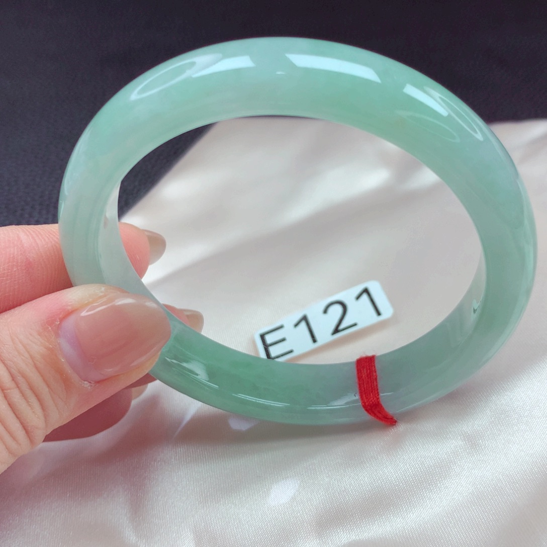 翡翠手镯未镶嵌春*手镯88