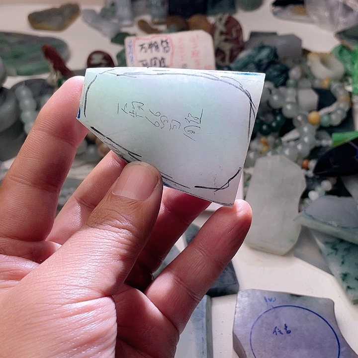 定制翡翠未镶嵌妖*翡翠