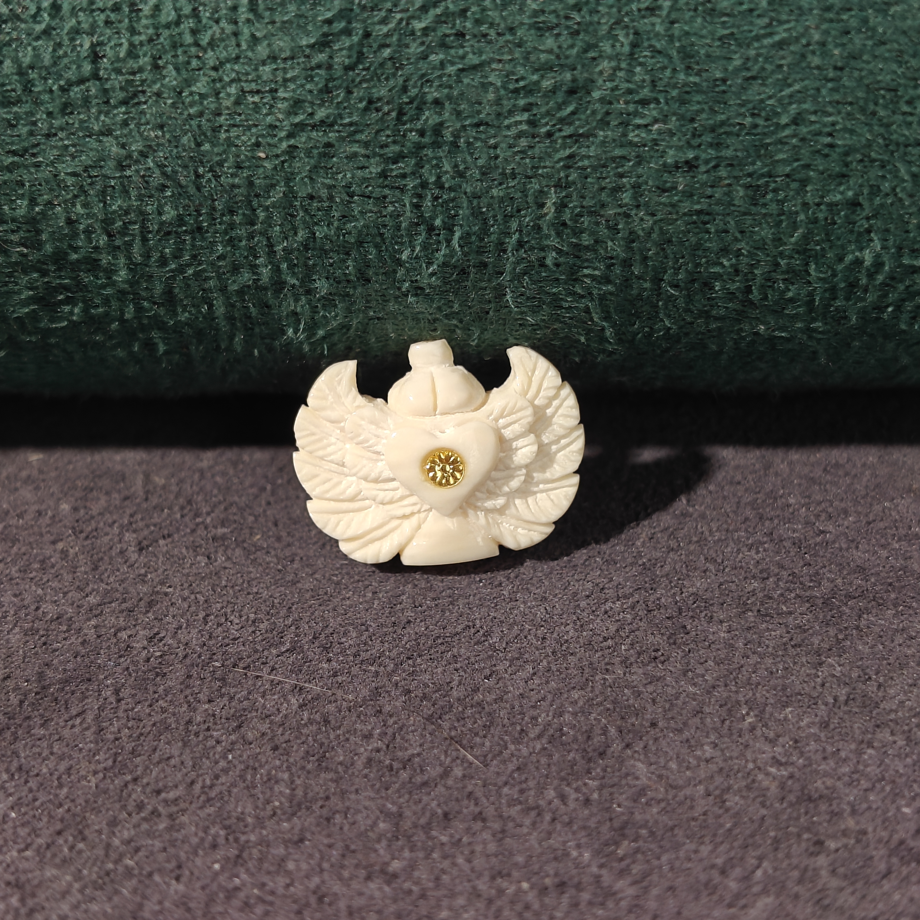 【百亿猛犸配饰】天然猛犸牙 爱心翅膀（12*16*6） 线束背云文玩配饰