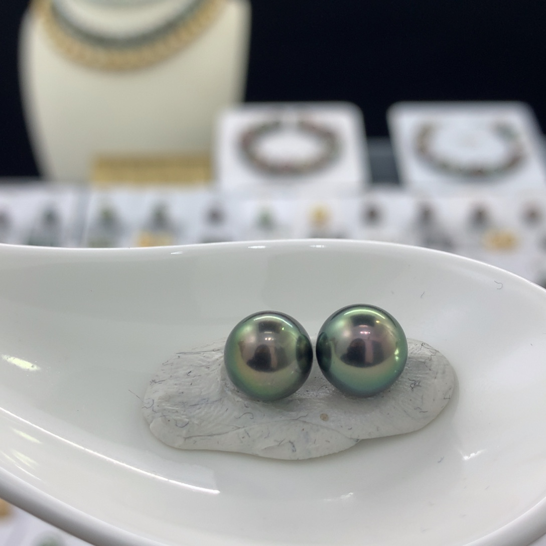 未镶嵌裸珠定制海水珍珠8.8-8.9MM孔雀绿对珠