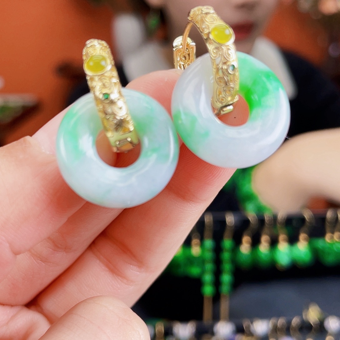 翡翠未镶嵌耳饰饰品